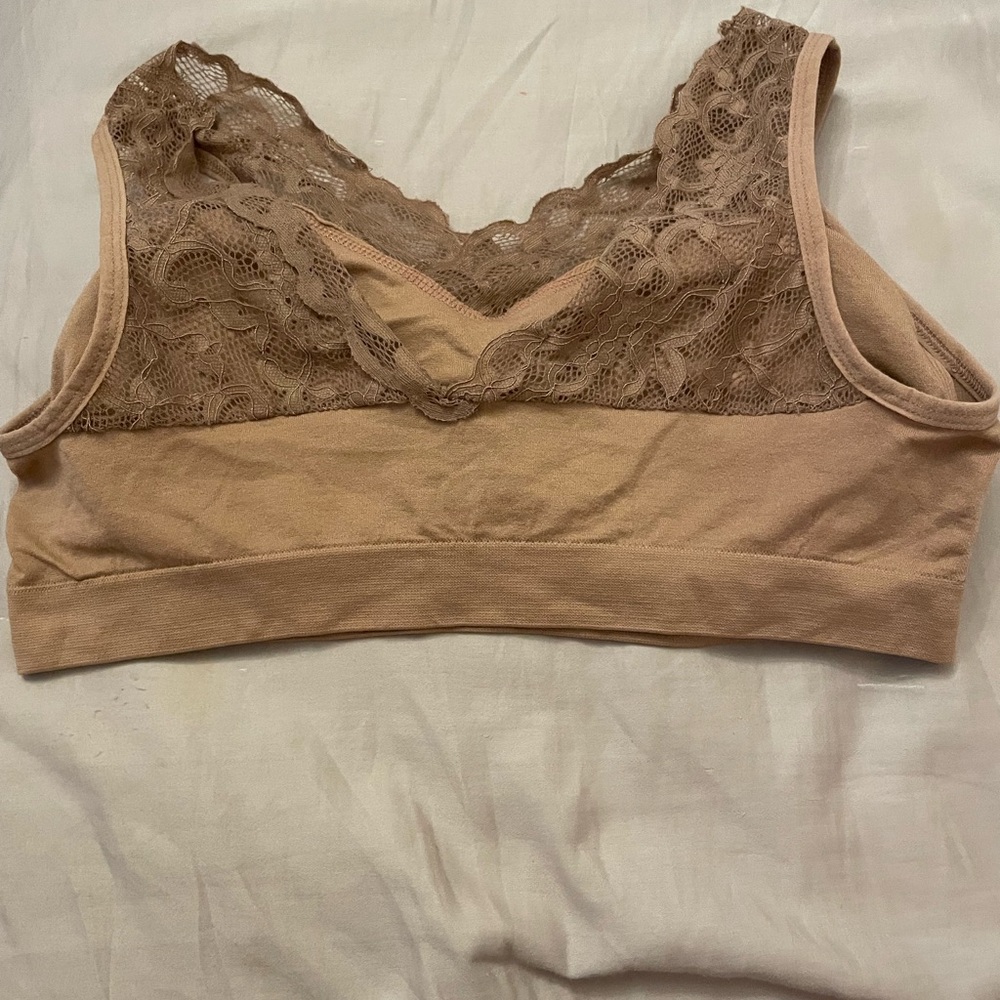 NWOT- set of 2 - bralettes - Picture 5 of 5
